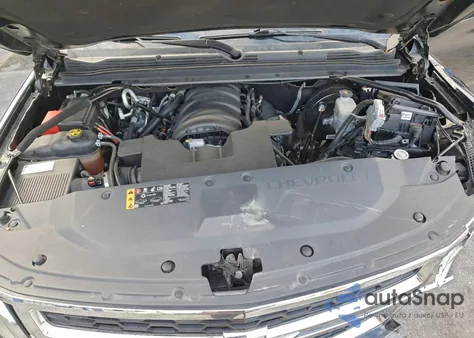 2019 Chevrolet Suburban C1500 Lt z USA, uszkodzony, nr VIN 1GNSCHKC7KR227911